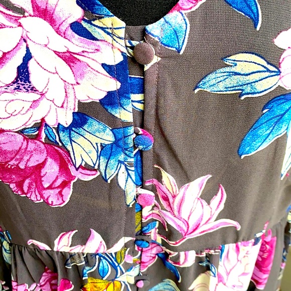 Torrid flowery chiffon Hilo babydoll blouse🌸 - Picture 6 of 9